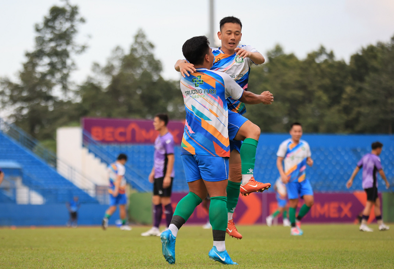 cong-phuong-vang-mat-tran-dau-giua-binh-duong-va-truong-tuoi-dong-nai-ket-thuc-som