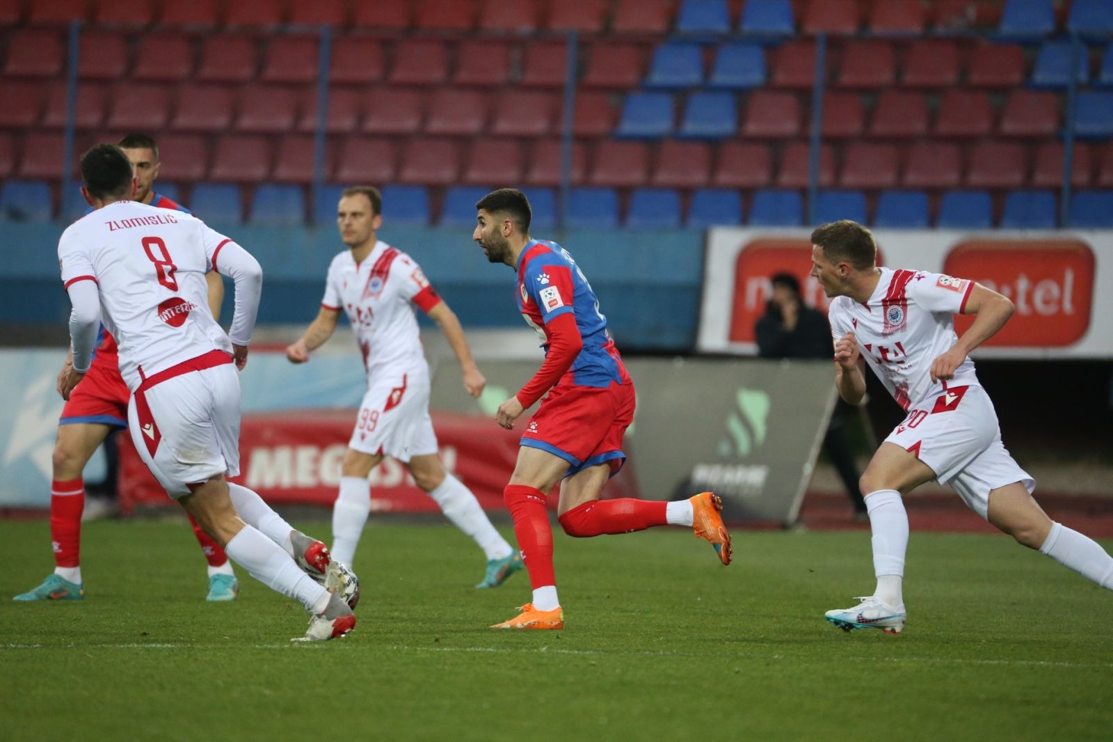 Nhận định soi kèo Borac vs Zrinjski lúc 00h00 ngày 13/11/2025